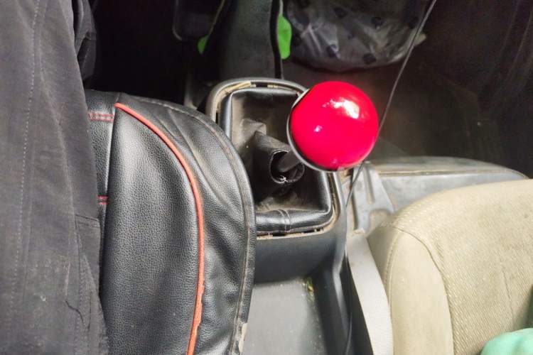 Used Wuling Rongguang 2014 1.5L S Base Version Gear Lever