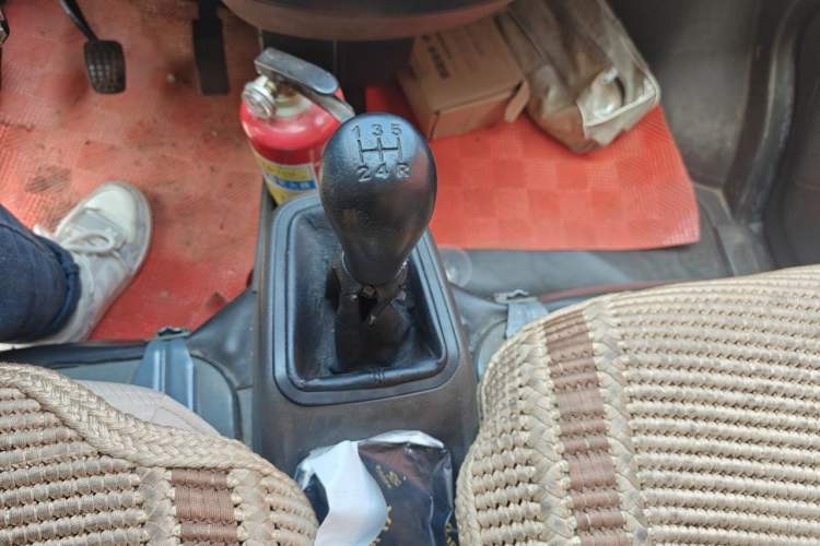 Used Wuling Rongguang 2014 1.2L S Base Model Gear Lever
