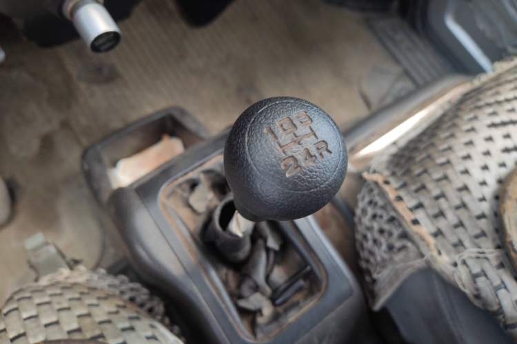 Used Wuling Rongguang 2014 1.2L S Base Model Gear Lever
