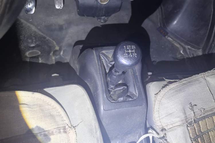 Used Wuling Rongguang 2014 1.5L S Base Version Gear Lever