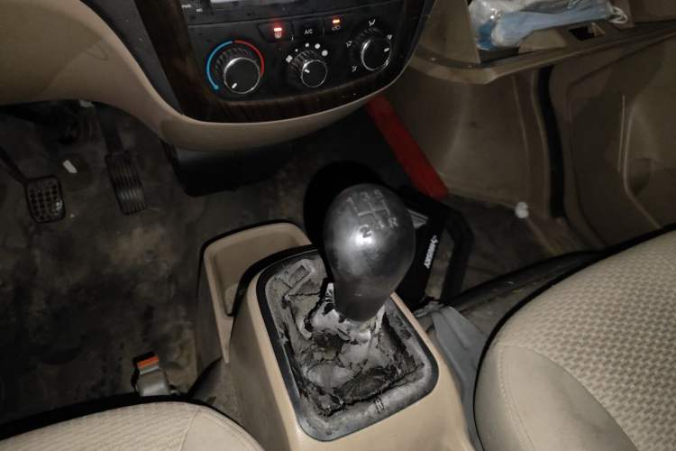 Used Wuling Rongguang 2014 1.2L S Standard Model Gear Lever