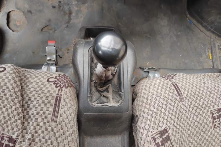 Used Wuling Rongguang 2014 1.2L S Base Model Gear Lever
