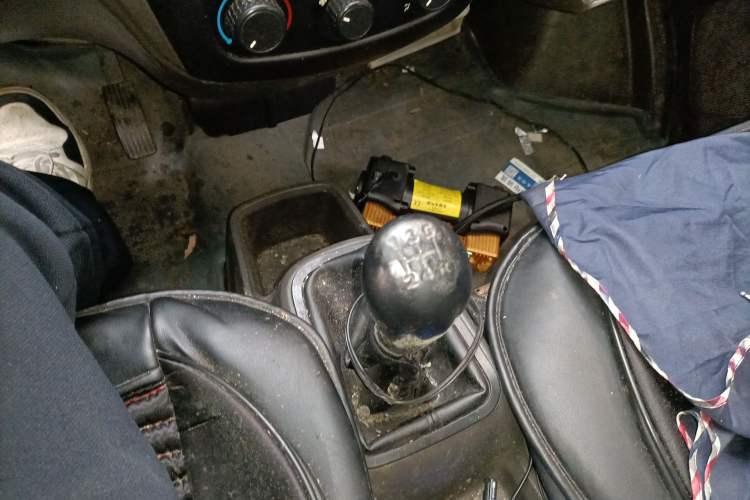 Used Wuling Rongguang 2014 1.2L S Base Model Gear Lever