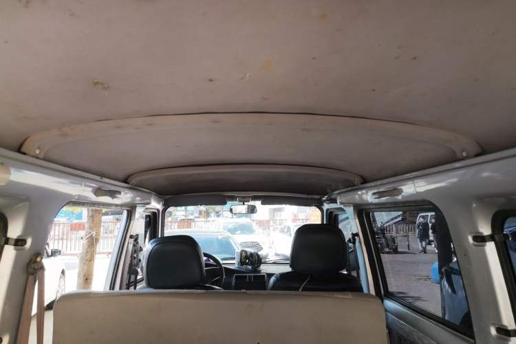 Used Wuling Rongguang 2014 1.2L S Base Model Headliner
