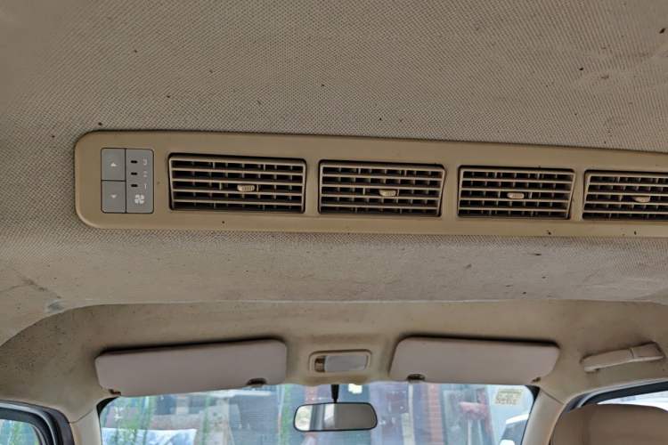 Used Wuling Rongguang 2014 1.5L S Standard Version Headliner