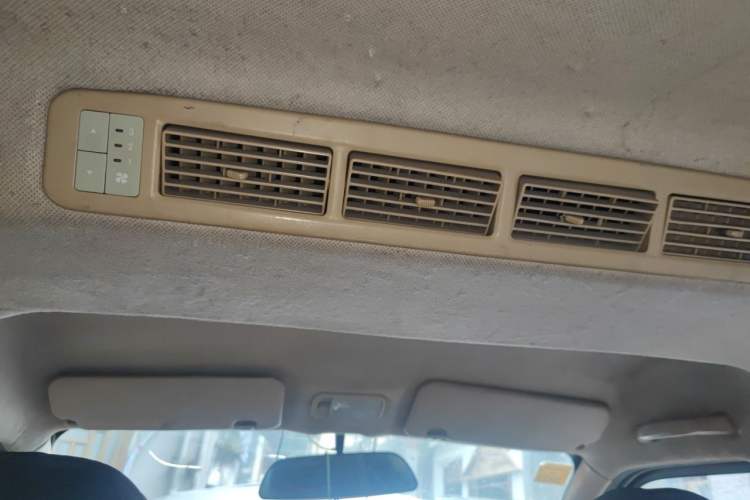 Used Wuling Rongguang 2014 1.5L S Standard Version Headliner