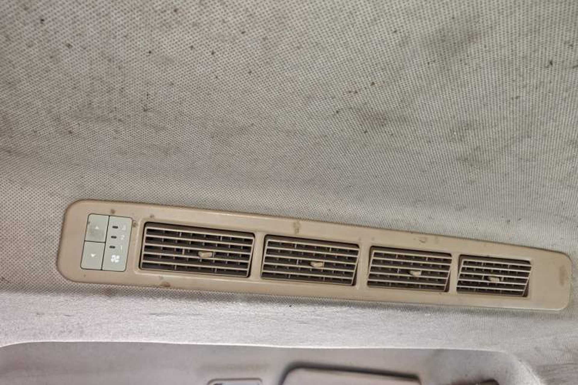 Used Wuling Rongguang 2014 1.2L S Standard Model Headliner