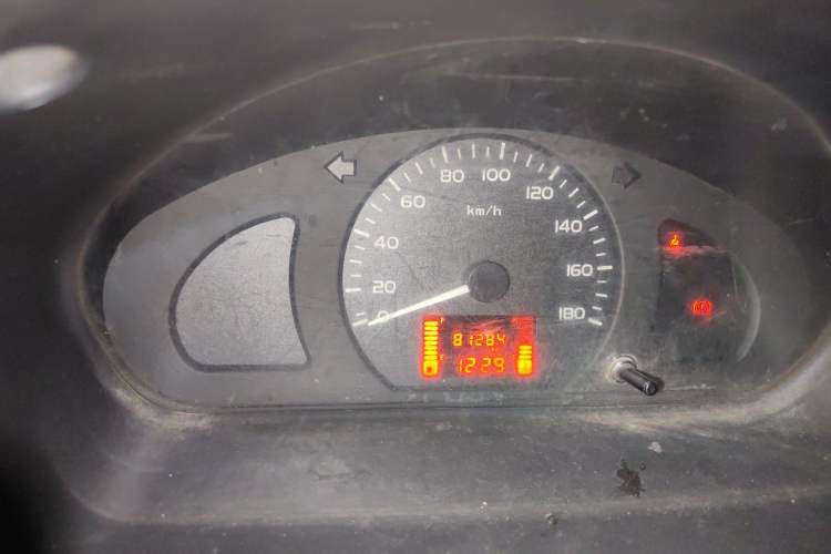 Used Wuling Rongguang 2014 1.2L S Base Model Instrument Cluster