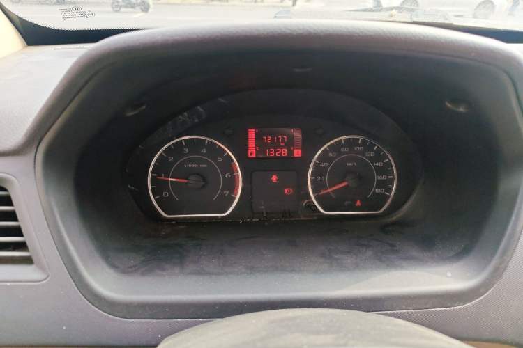 Used Wuling Rongguang 2014 1.5L S Standard Version Instrument Cluster