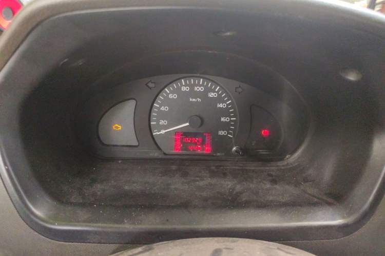 Used Wuling Rongguang 2014 1.5L S Base Version Instrument Cluster