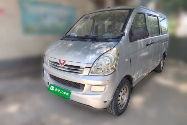 Ojetý Wuling Rongguang 2014 1.5L S Base Version