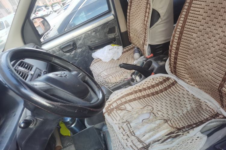 Used Wuling Rongguang 2014 1.2L S Standard Model Left Front Seat