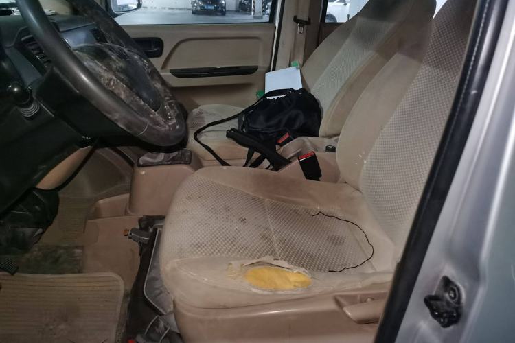 Used Wuling Rongguang 2014 1.2L S Standard Model Left Front Seat