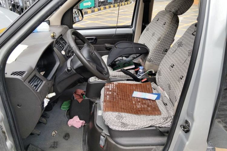Used Wuling Rongguang 2014 1.2L S Standard Model Left Front Seat