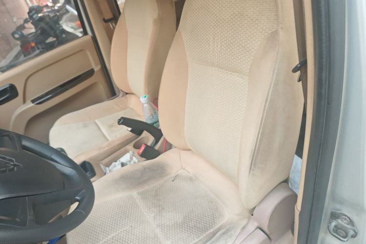 Used Wuling Rongguang 2014 1.2L S Standard Model Left Front Seat