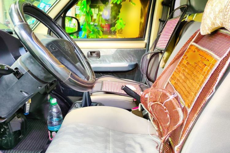 Used Wuling Rongguang 2014 1.2L S Standard Model Left Front Seat