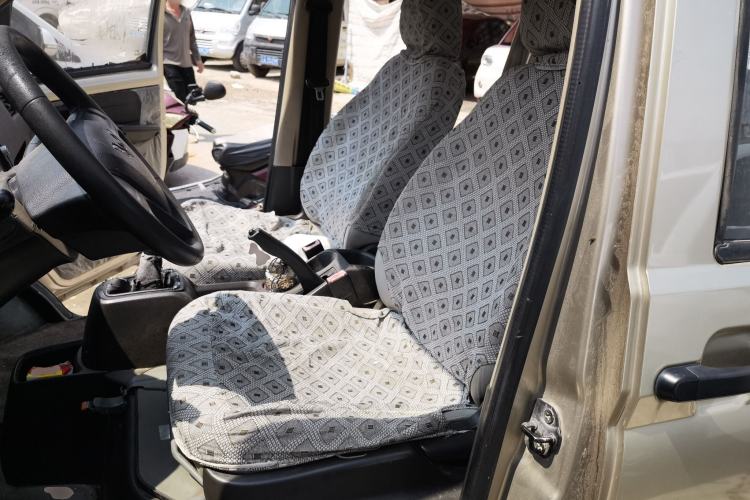 Used Wuling Rongguang 2014 1.5L S Base Version Left Front Seat