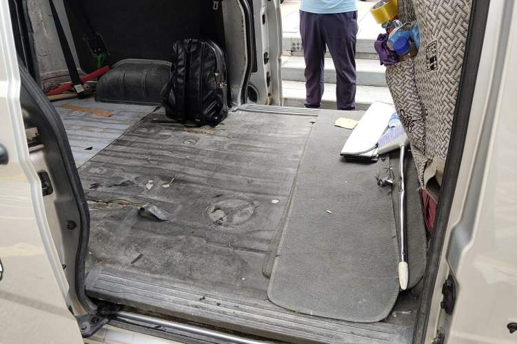 Used Wuling Rongguang 2014 1.2L S Standard Model Left Rear Seat