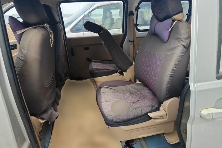 Used Wuling Rongguang 2014 1.2L S Standard Model Left Rear Seat