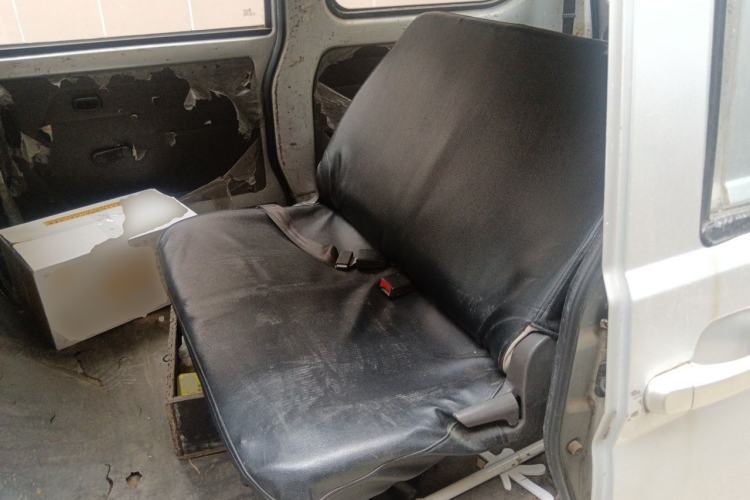 Used Wuling Rongguang 2014 1.2L S Base Model Left Rear Seat
