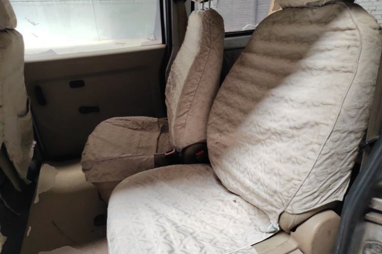 Used Wuling Rongguang 2014 1.2L S Standard Model Left Rear Seat