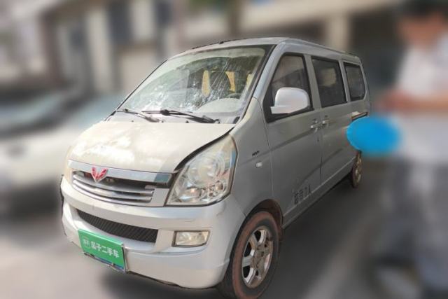 Used Wuling Rongguang 2014 1.5L S Standard Version