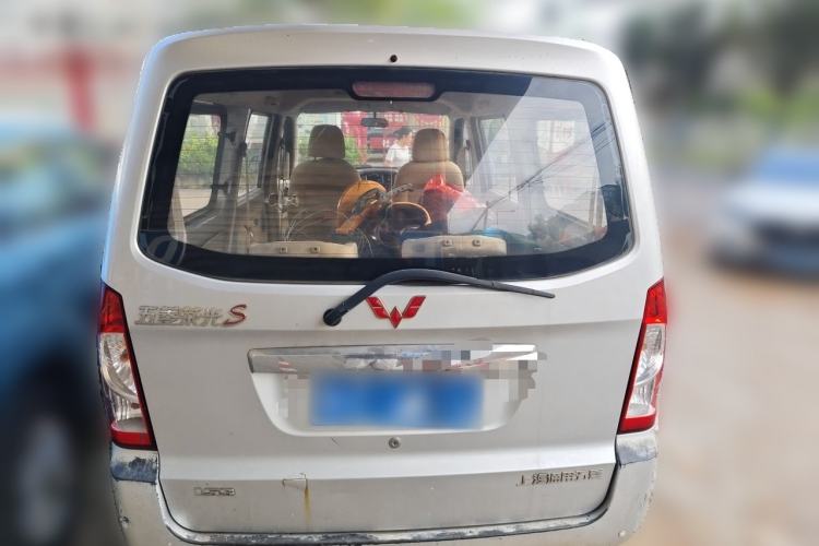 Used Wuling Rongguang 2014 1.5L S Standard Version Rear
