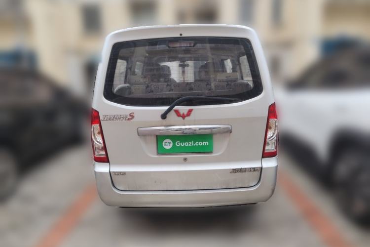 Used Wuling Rongguang 2014 1.5L S Standard Version Rear