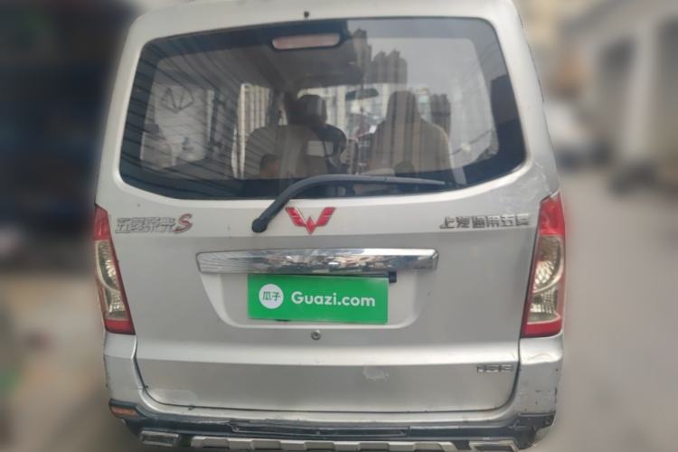 Used Wuling Rongguang 2014 1.5L S Standard Version Rear