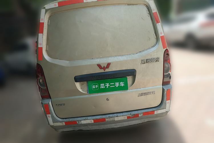 Used Wuling Rongguang  Rear
