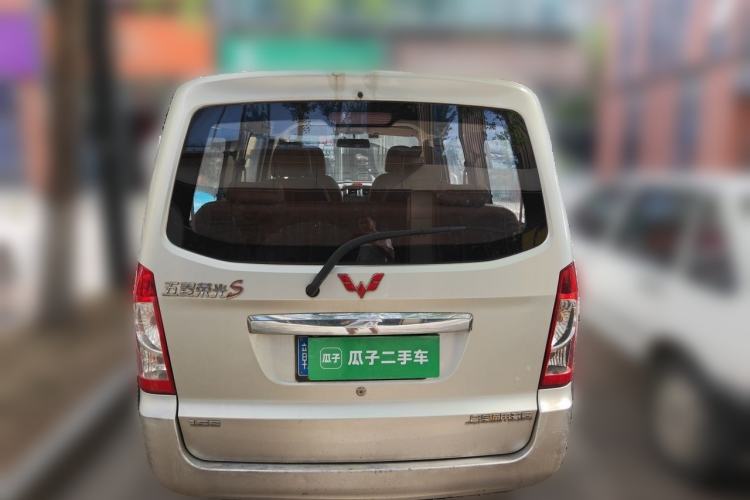 Used Wuling Rongguang 2014 1.5L S Standard Version Rear
