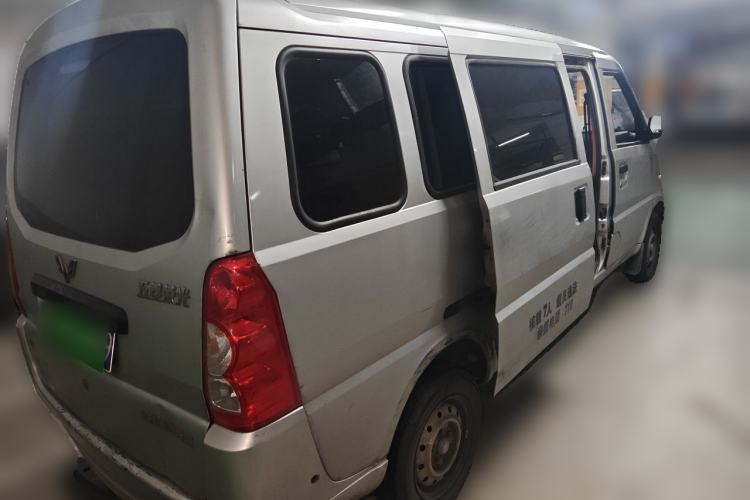 Used Wuling Rongguang 2014 1.5L S Base Version Rear Right 45 Deg