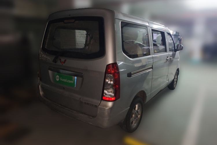 Used Wuling Rongguang  Rear Right 45 Deg