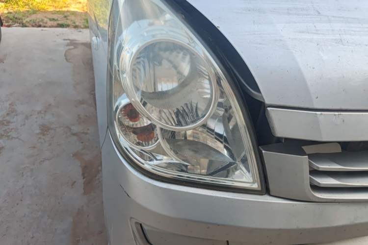 Used Wuling Rongguang 2014 1.2L S Base Model Right Front Headlight