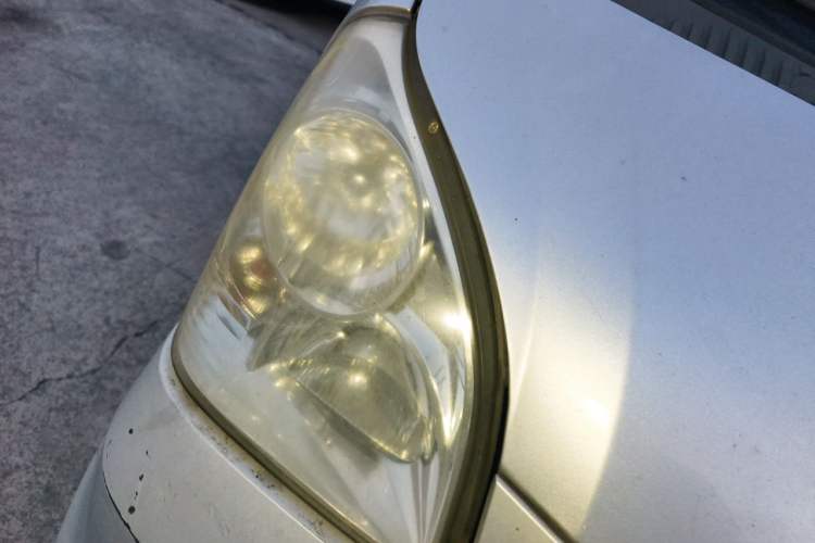 Used Wuling Rongguang 2014 1.2L S Base Model Right Front Headlight