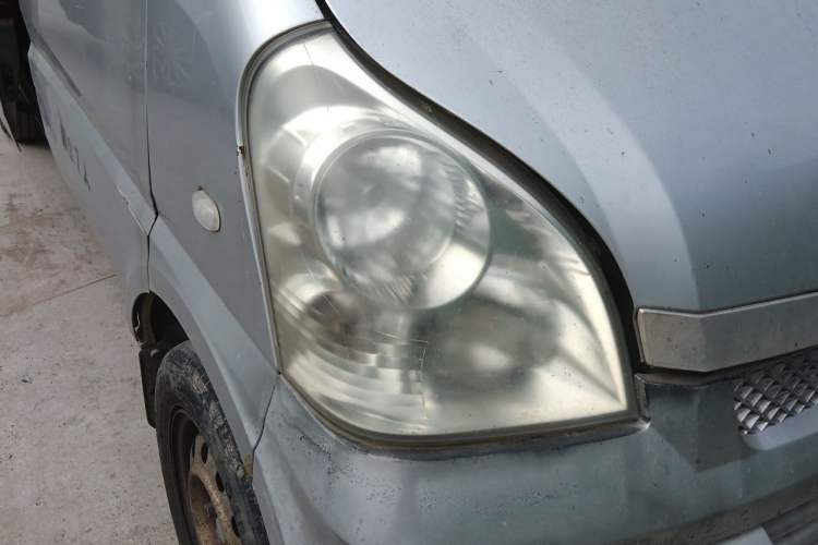 Used Wuling Rongguang 2014 1.2L S Base Model Right Front Headlight
