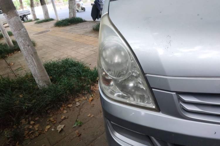 Used Wuling Rongguang 2014 1.5L S Base Version Right Front Headlight