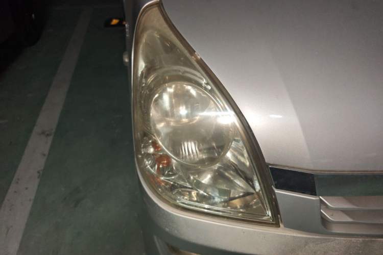 Used Wuling Rongguang  Right Front Headlight