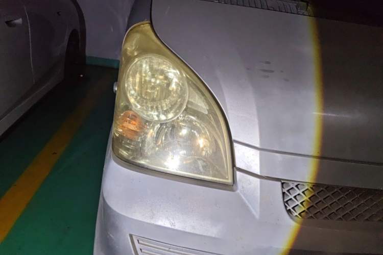 Used Wuling Rongguang 2014 1.2L S Base Model Right Front Headlight