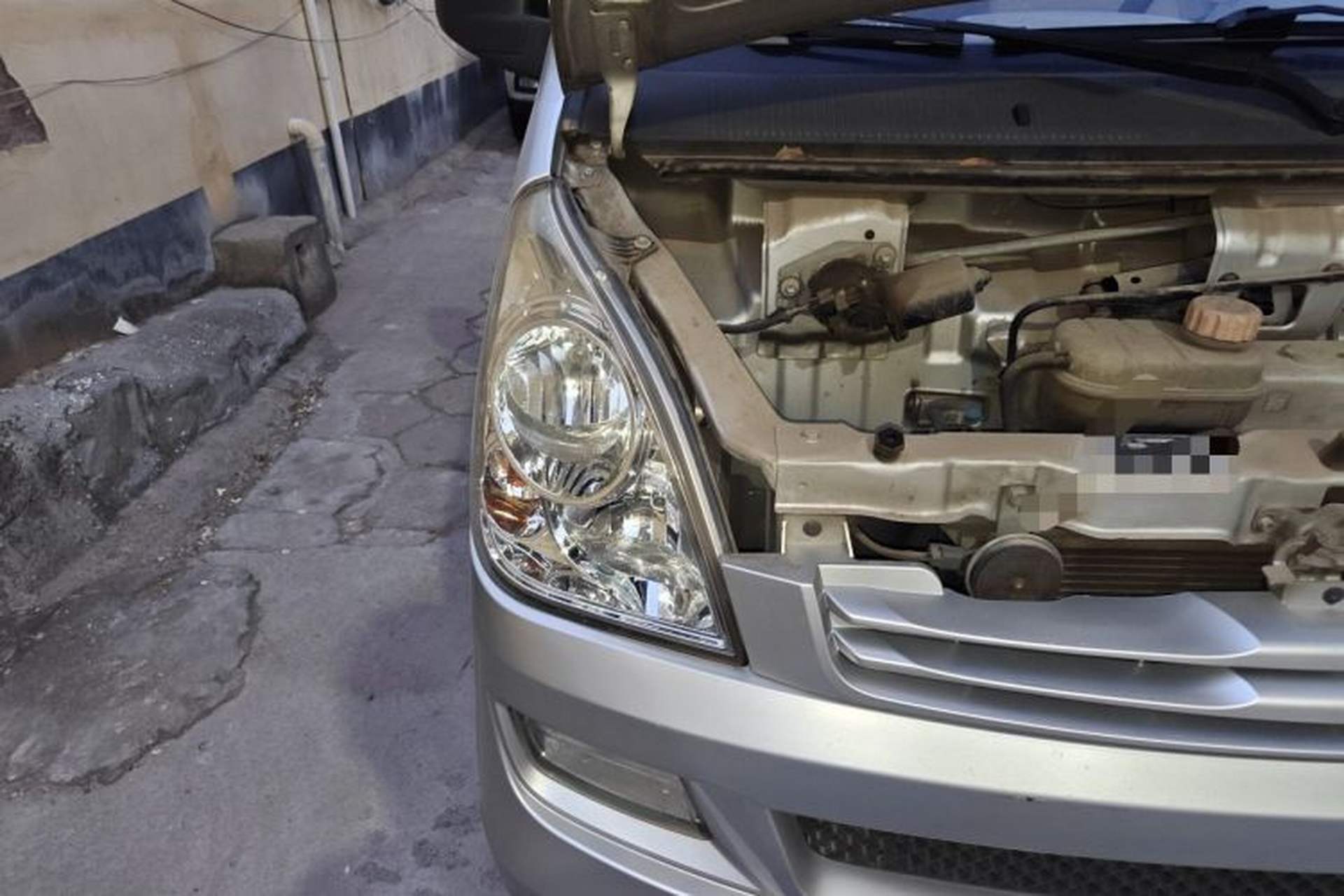 Used Wuling Rongguang 2014 1.2L S Base Model Right Front Headlight