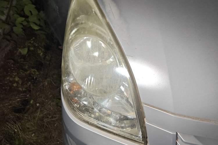 Used Wuling Rongguang 2014 1.2L S Base Model Right Front Headlight