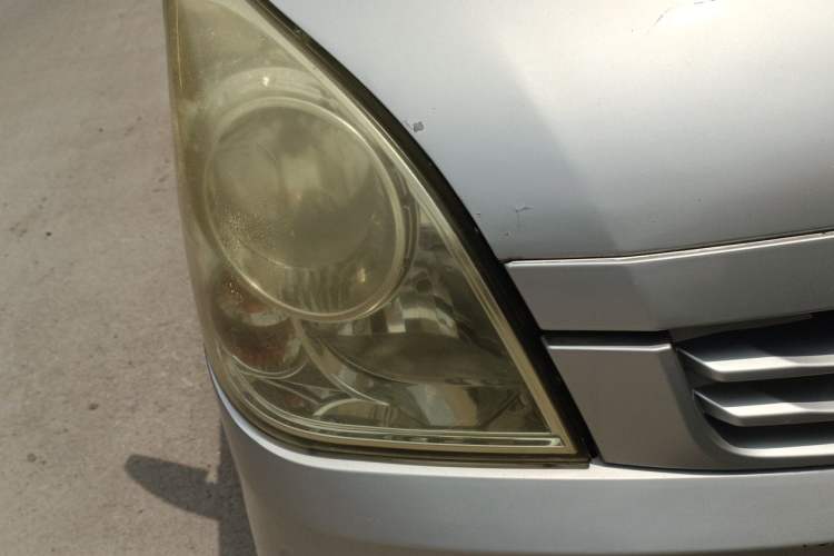 Used Wuling Rongguang 2014 1.2L S Base Model Right Front Headlight