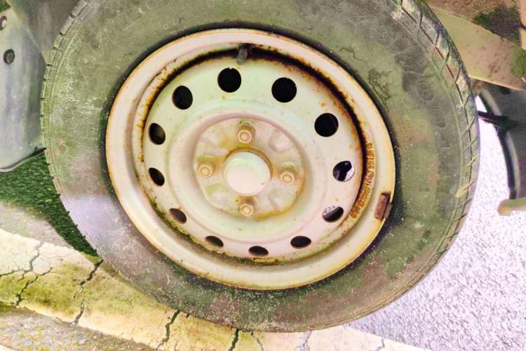 Used Wuling Rongguang 2014 1.2L S Standard Model Right Front Wheel Hub