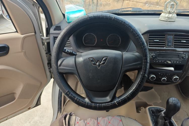 Used Wuling Rongguang 2014 1.2L S Standard Model Steering Wheel