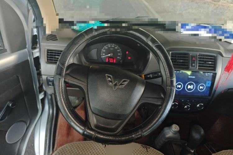 Used Wuling Rongguang 2014 1.2L S Base Model Steering Wheel