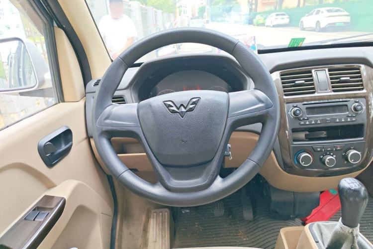 Used Wuling Rongguang 2014 1.2L S Standard Model Steering Wheel