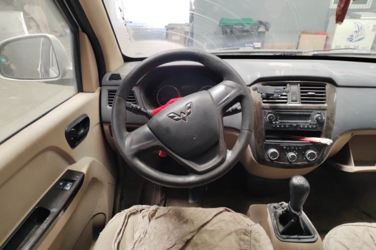Used Wuling Rongguang 2014 1.2L S Standard Model Steering Wheel