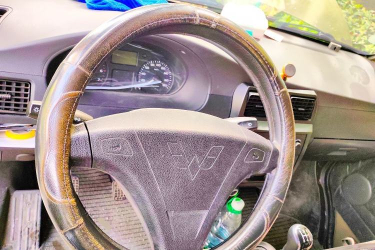 Used Wuling Rongguang 2014 1.2L S Standard Model Steering Wheel