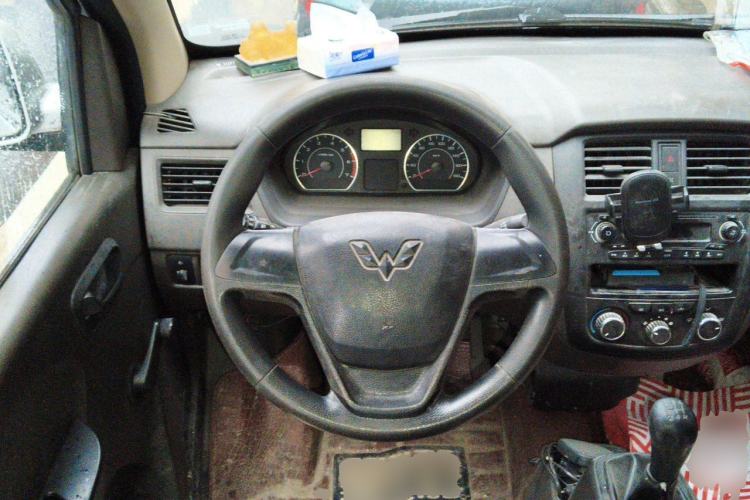 Used Wuling Rongguang 2014 1.2L S Base Model Steering Wheel