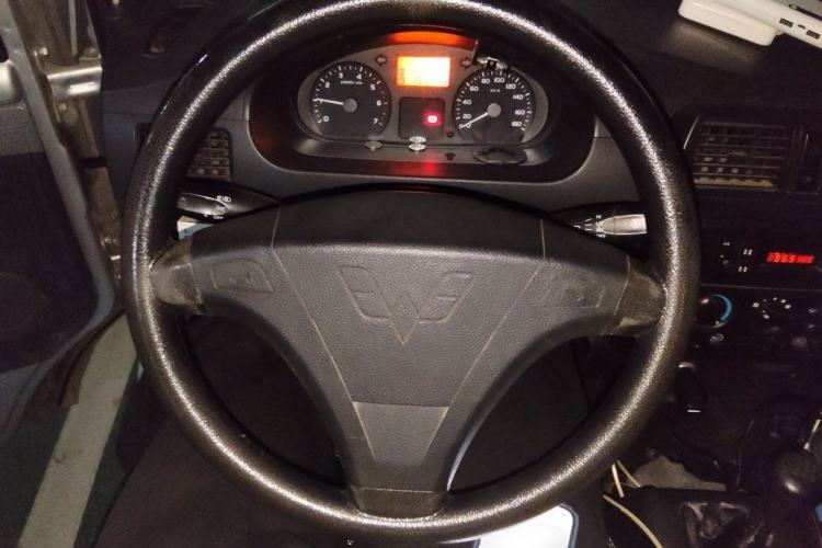 Used Wuling Rongguang 2014 1.2L S Base Model Steering Wheel
